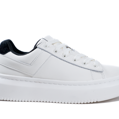The City Spot Milk PONY sneaker